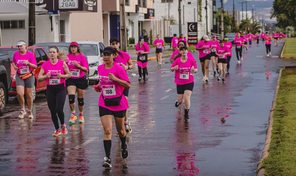 Subseção da OAB-MT promove a 3ª Corrida da Mulher - "Troque o salto pelo tênis"