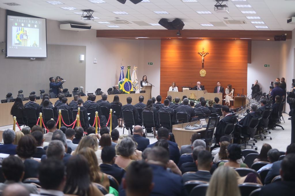 OAB-MT prestigia solenidade de posse dos magistrados empossados pelo TJMT