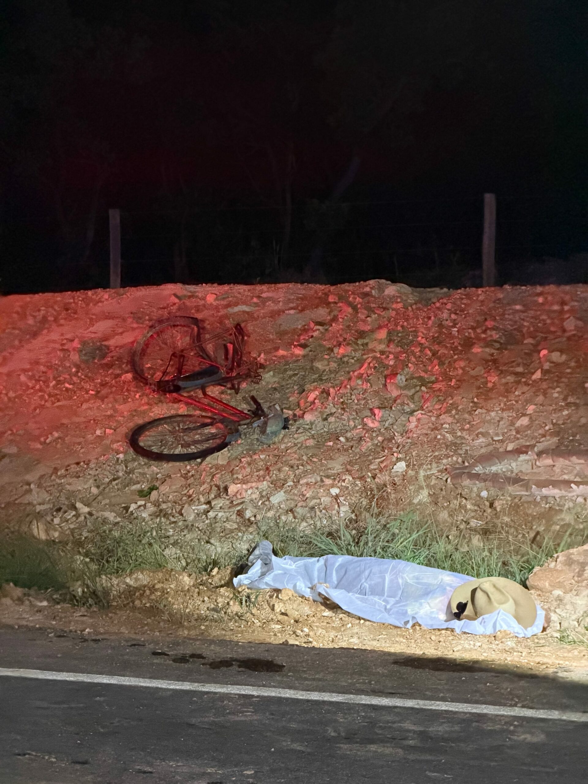 Motorista foge após atropelar em Cuiabá idoso na estrada da Ponte de Ferro