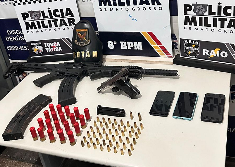 PM prende quatro faccionados, apreende armas de fogo e munições
