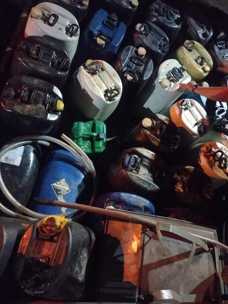 Preso pela PMMT suspeito por furto de diesel, recuperação da carga e apreensão do caminhão