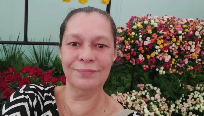 Filha mais velha de Olavo de Carvalho é encontrada morta em casa, aos 56