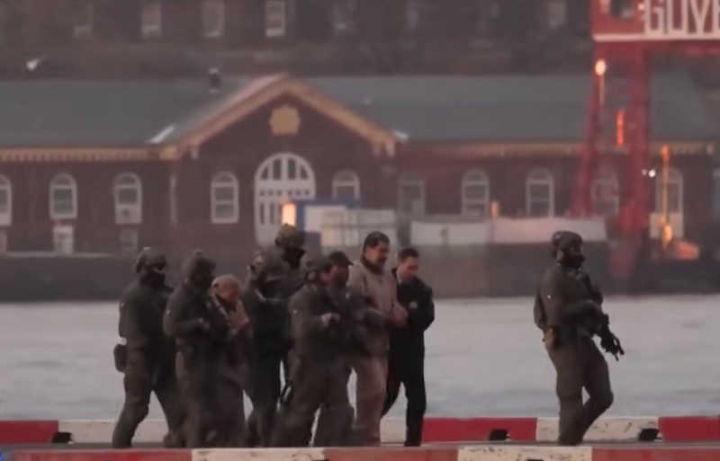 Veja momento da chegada de Maduro para julgamento em tribunal de Nova York