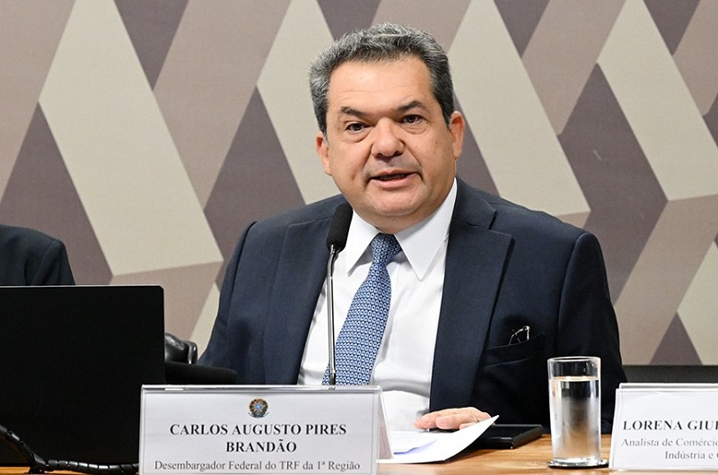 PRINCÍPIO DA CORRELAÇÃO: tribunal não pode condenar réu por crimes dos quais acusação não recorreu