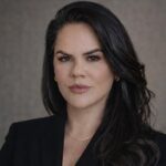 Justiça garante salário-maternidade ao pai após morte da mãe