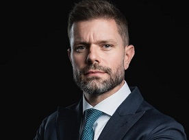 Lei Orelha eterno: Projeto de lei do Delegado Mesquita quer usar a educação como arma de combate aos maus tratos animais em Guarulhos