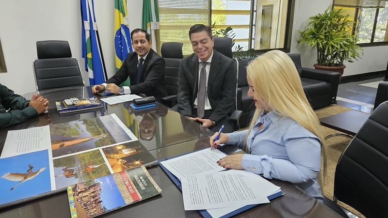 Acordo firmado entre TRE-MT e CGE-MT viabiliza conscientização eleitoral entre jovens