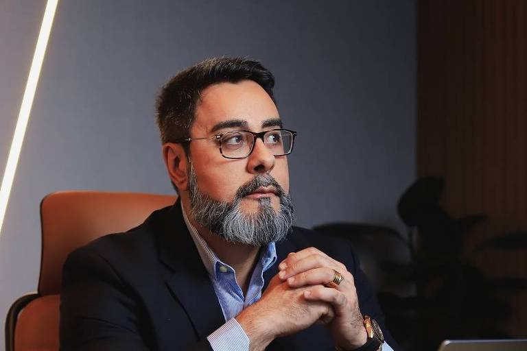 OAB aprova inclusão de ex-juiz Bretas em cadastro de violadores de prerrogativas