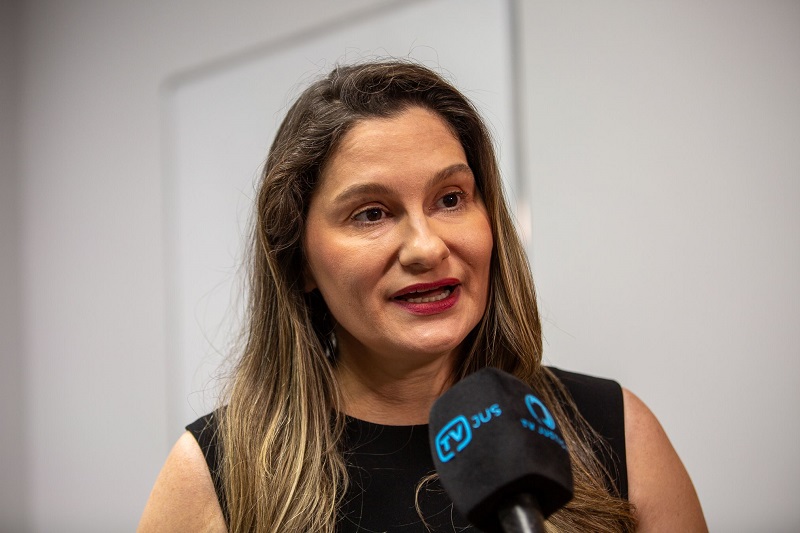 Juíza mantém PM na cadeia acusado de tentativa himicídio contra motorista de aplicativo