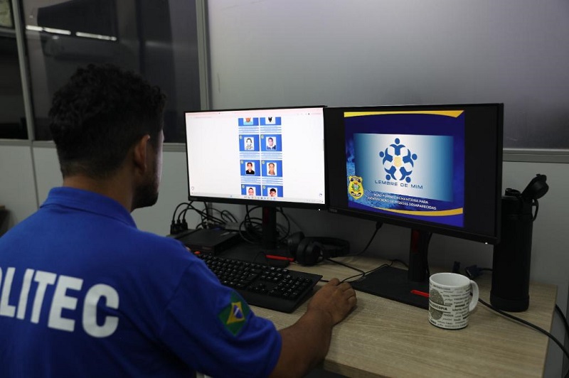 Kamilla Weiss/Politec