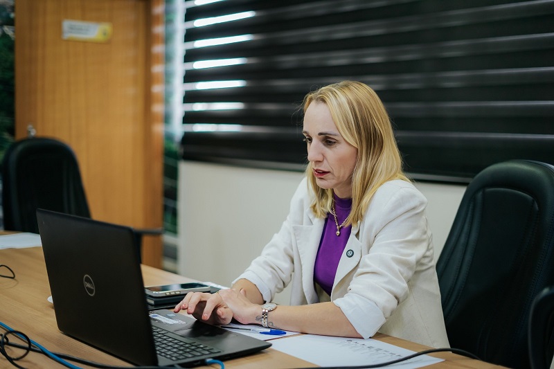 INFRAESTRUTURA URBANA:praças e quadras devem ser revitalizadas com ação integrada e arborização