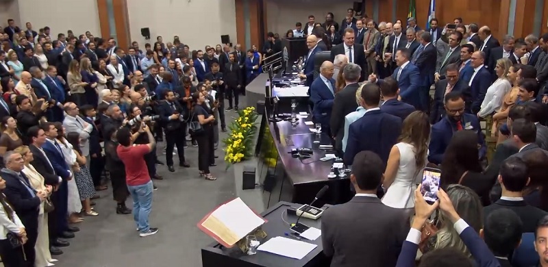 Otaviano Pivetta toma posse ao cargo como governador na ALMT