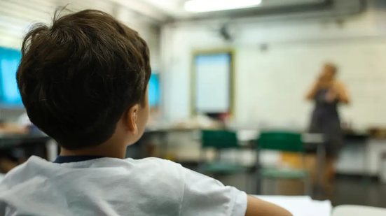 LIBEROU GERAL: STF invalida leis municipais que proibiam uso de linguagem neutra nas escolas