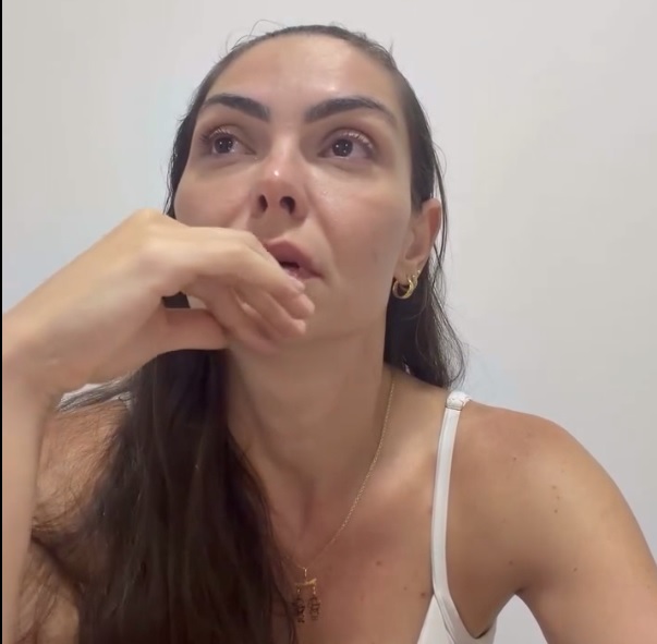 Fisioterapeuta Aline Petri publicou um desabafo nas redes sociais após sobreviver a uma tentativa de feminicídio cometida pelo ex-marido