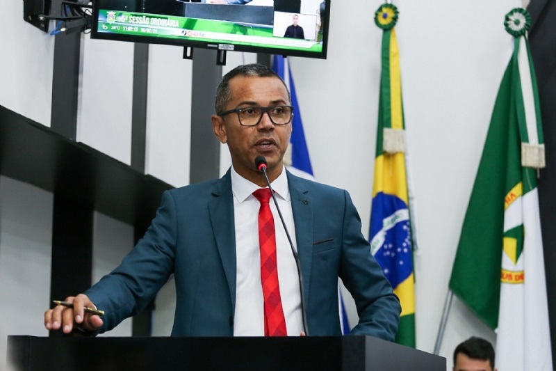 Vereador denúncia o "CAOS NA SAÚDE PUBLICA EM CUIABÁ"