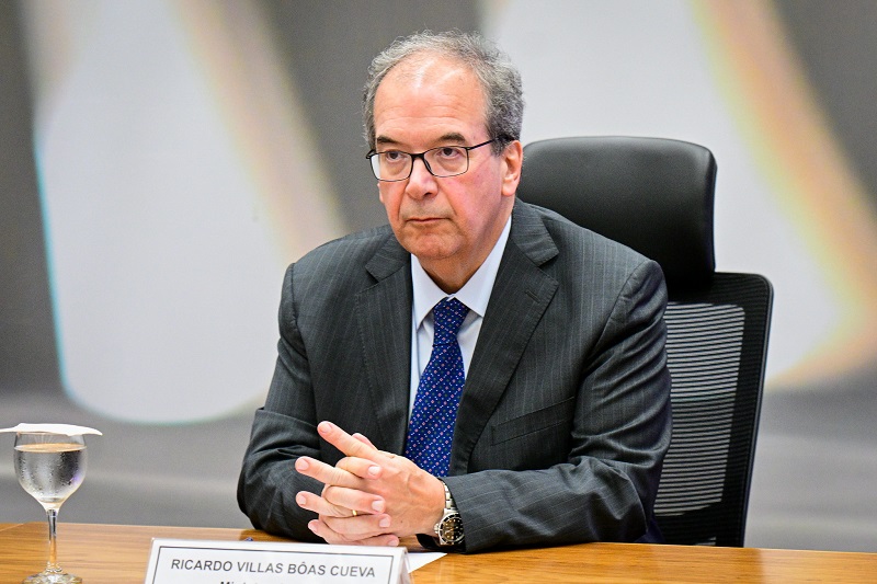 DISFUNCIONALIDADE SUCUMBENCIAL: STJ admite honorários por equidade em ação extinta por continência processual