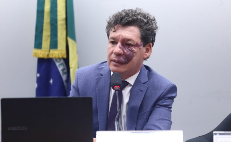 Regulamentação da inteligência artificial avança na Câmara e relatório deve ser apresentado até maio