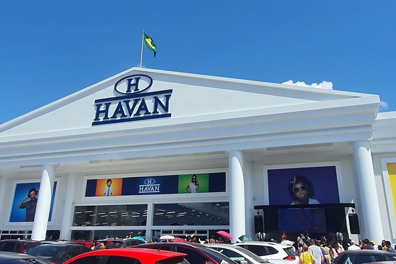 Havan está proibida pela justiça de MT de manter funcionários em pé o tempo todo