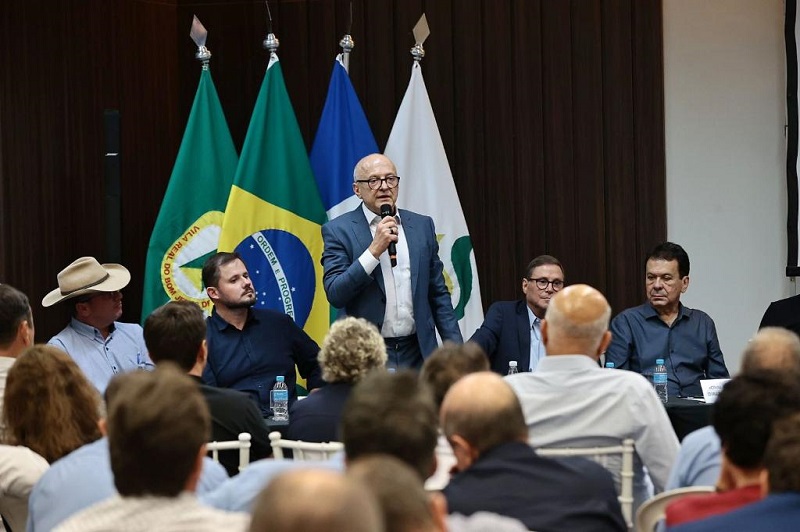 Governador anuncia manutenção do congelamento do Fethab até fim do ano e fim do imposto em 2027