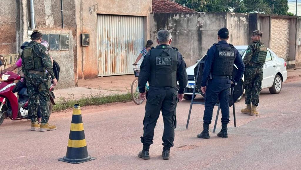 Operação da Polícia Civil mira facção criminosa que atuava com tráfico e homicídios em Cáceres