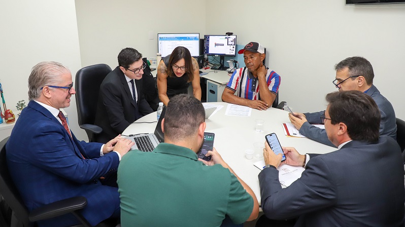 Prefeitura lidera força-tarefa e conclui acordos para mais de 90% dos trabalhadores