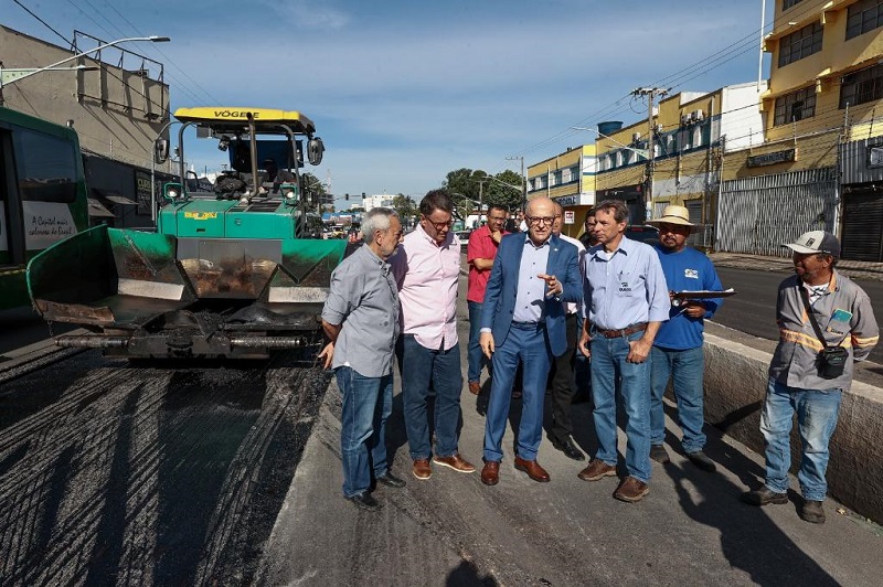 Governador cobra construtoras que firmam pacto para concluir faixa do BRT do Aeroporto ao Comando da PM até junho