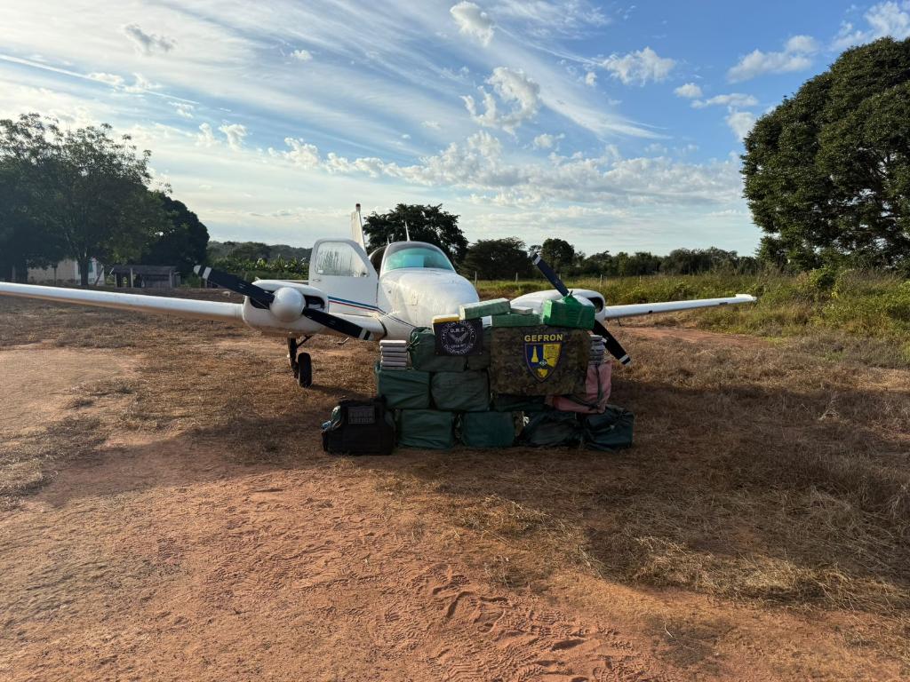 Ação integrada apreende 450 kg de cocaína e gera prejuízo estimado em R$ 16 milhões às facções