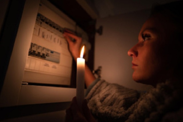 FEZ-SE A LUZ: STF anula lei estadual que determinava indenização automática por queda de energia