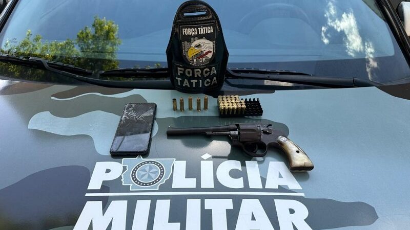 Força Tática apreende duas armas de fogo e prende suspeitos por porte ilegal em Cuiabá