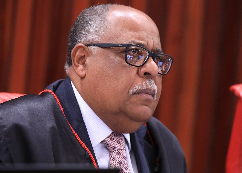 Repetitivo fixa teses sobre dispensa de liquidação prévia na execução individual de sentença coletiva de servidores