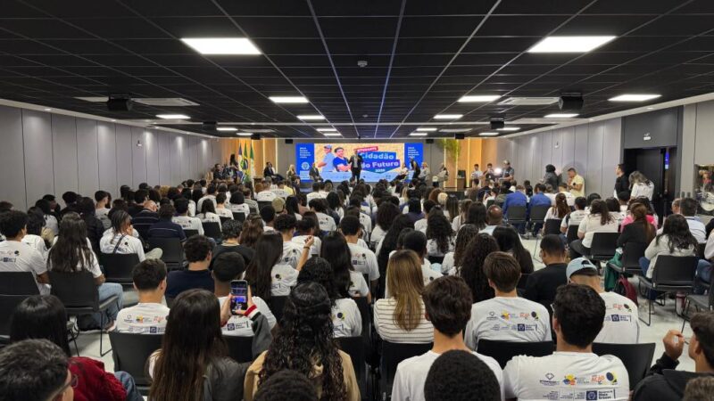 Governo de Mato Grosso reconhece escolas que se destacaram em projeto de cidadania e democracia