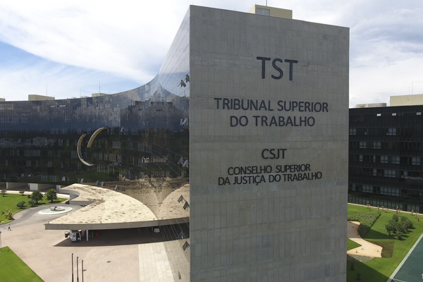 ORFANDADE REGULADA: TST define domicílio de menor como foro em ação por morte do pai no trabalho