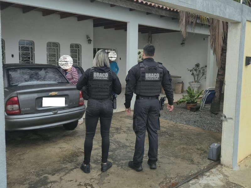 Polícia Civil cumpre mandados contra grupo investigado por esquema de influência em decisões judiciais