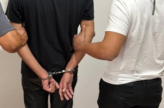 Dupla suspeita de latrocínio é presa logo após o crime em Cuiabá