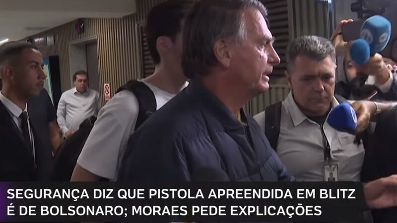 Segurança de Bolsonaro diz que pistola 9mm apreendida em blitz da PMDF é do ex-presidente