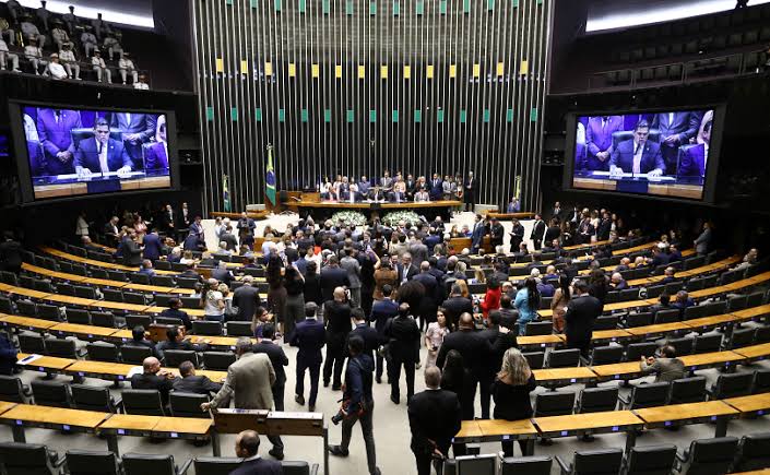 Instituto dos Advogados pede arquivamento de PL que repete normas para a inclusão de autistas
