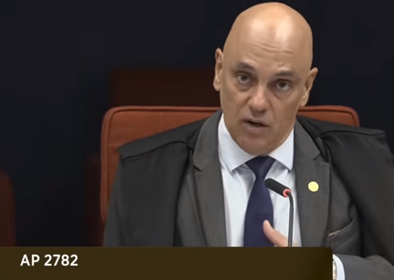 Íntegra: STF condena Eduardo Bolsonaro à 4 anos e 2 meses