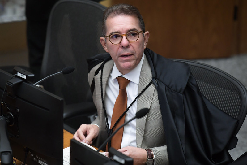 Busca domiciliar baseada apenas no relato dos corréus é ilegal, decide Quinta Turma