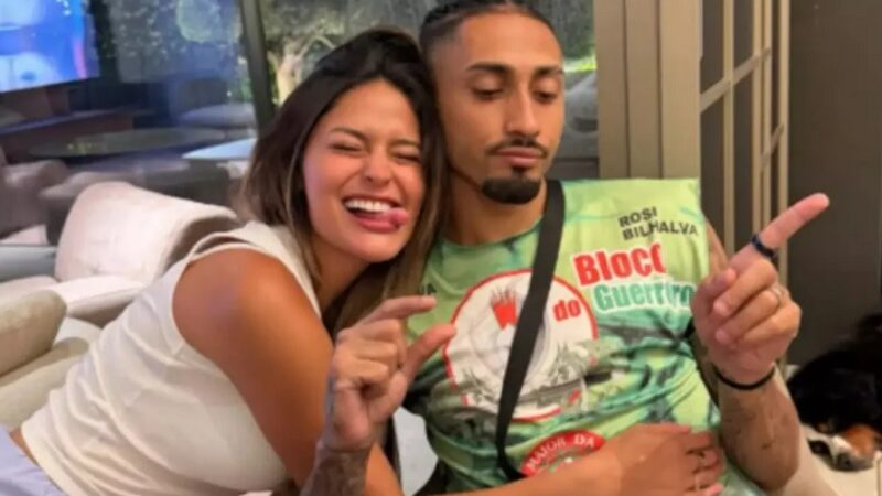 Esposa de Raphinha se manifesta sobre a situação financeira da família