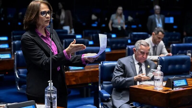 Em menos de 2 minutos, Senado aprova projeto que dificulta aborto legal em menores de 14 anos