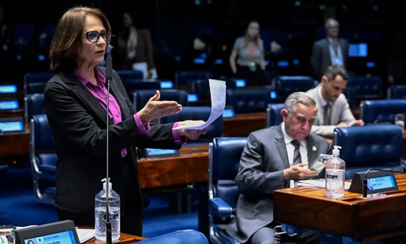 Em menos de 2 minutos, Senado aprova projeto que dificulta aborto legal em menores de 14 anos