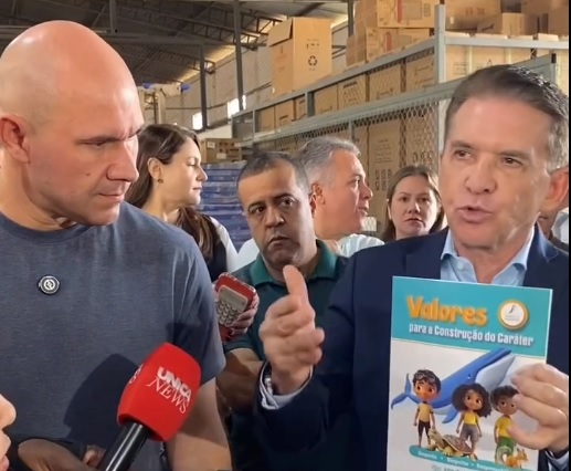 Presidente TCE-MT manda recolher livros didáticos que figuram em investigação acerca de possíveis irregularidades