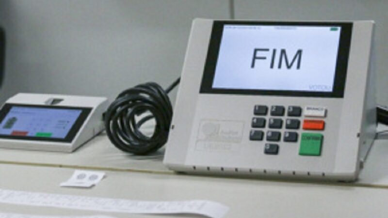 AO ARREPIO DA LEI: Paraná Pesquisas esconde do eleitor informação de que PL pagou por levantamentos eleitorais