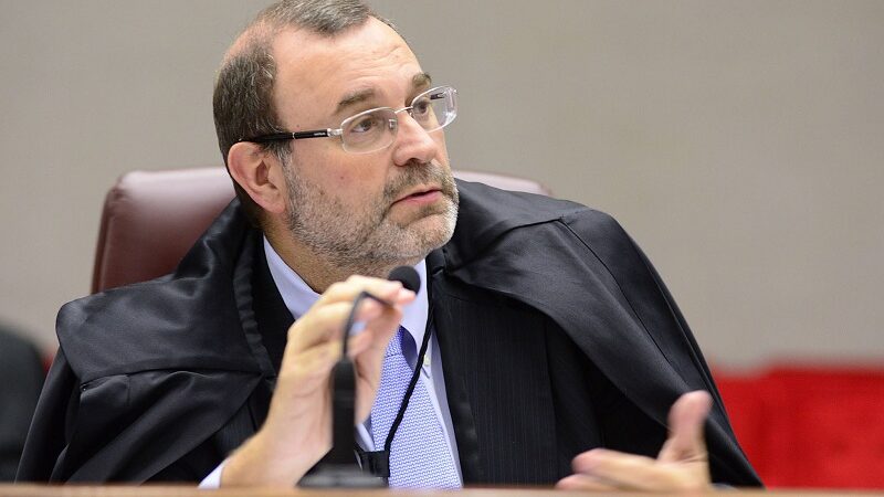 Após a Lei 14.752/2023, Justiça não pode multar advogados por abandono de causa