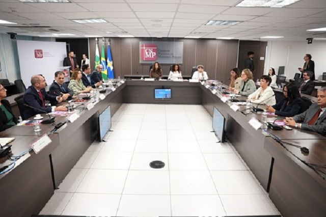 OAB defende igualdade de gênero e raça durante lançamento de estratégia nacional do CNMP