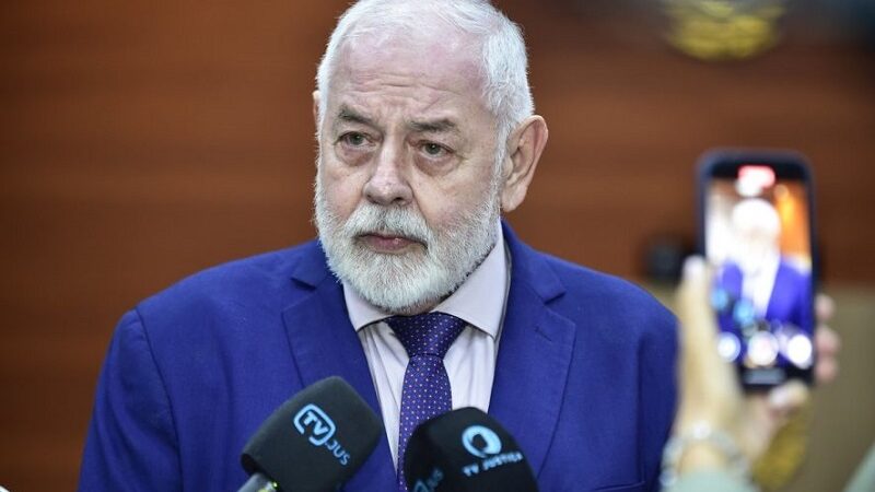 Situação de calamidade financeira e fiscal : TJ manda bloquear contas da Prefeitura por dívida de precatórios