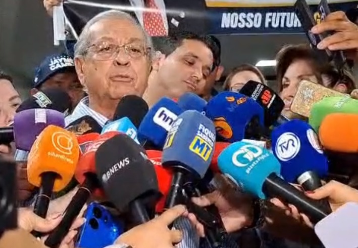 Jayme Campos chega na convenção com Lucimar Sacre confiante na vitória ; vídeo