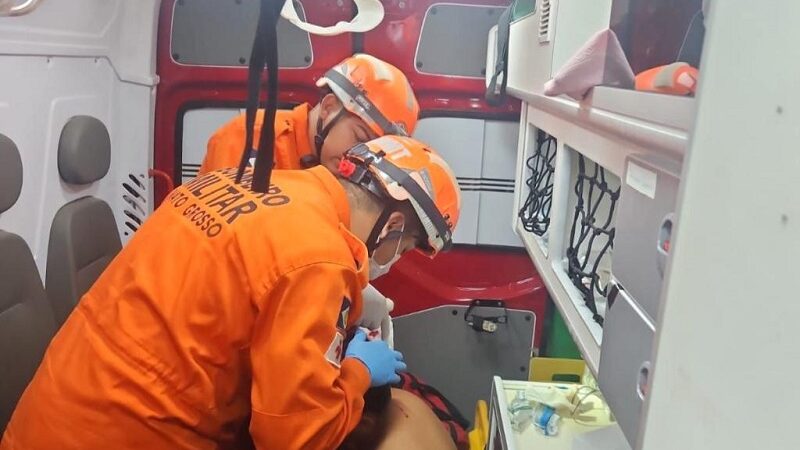 Pré-adolescente atingido por coice de cavalo foi atendido pelo Corpo de Bombeiros