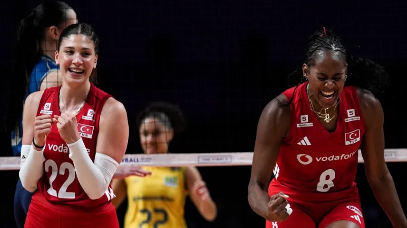 Brasil perde quinta final da Liga das Nações de Vôlei feminino e prolonga jejum