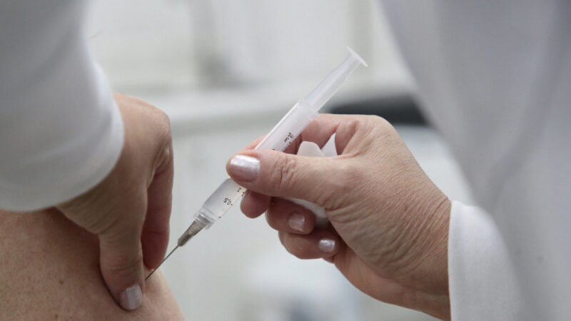 Mato Grosso inicia vacinação contra doenças pneumocócicas com proteção ampliada contra pneumonia e meningite